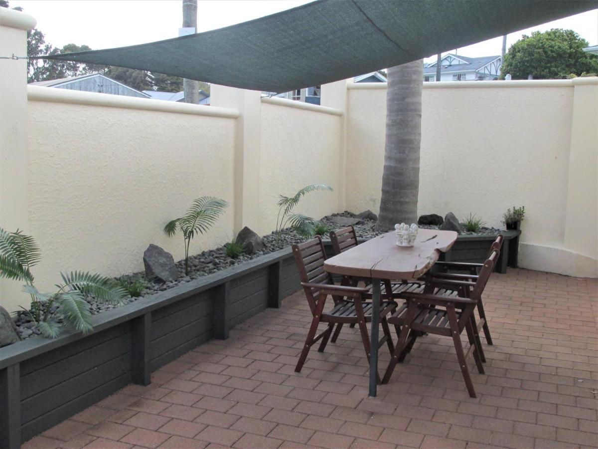 Tarawhata Thermal Apartment New Plymouth Kültér fotó