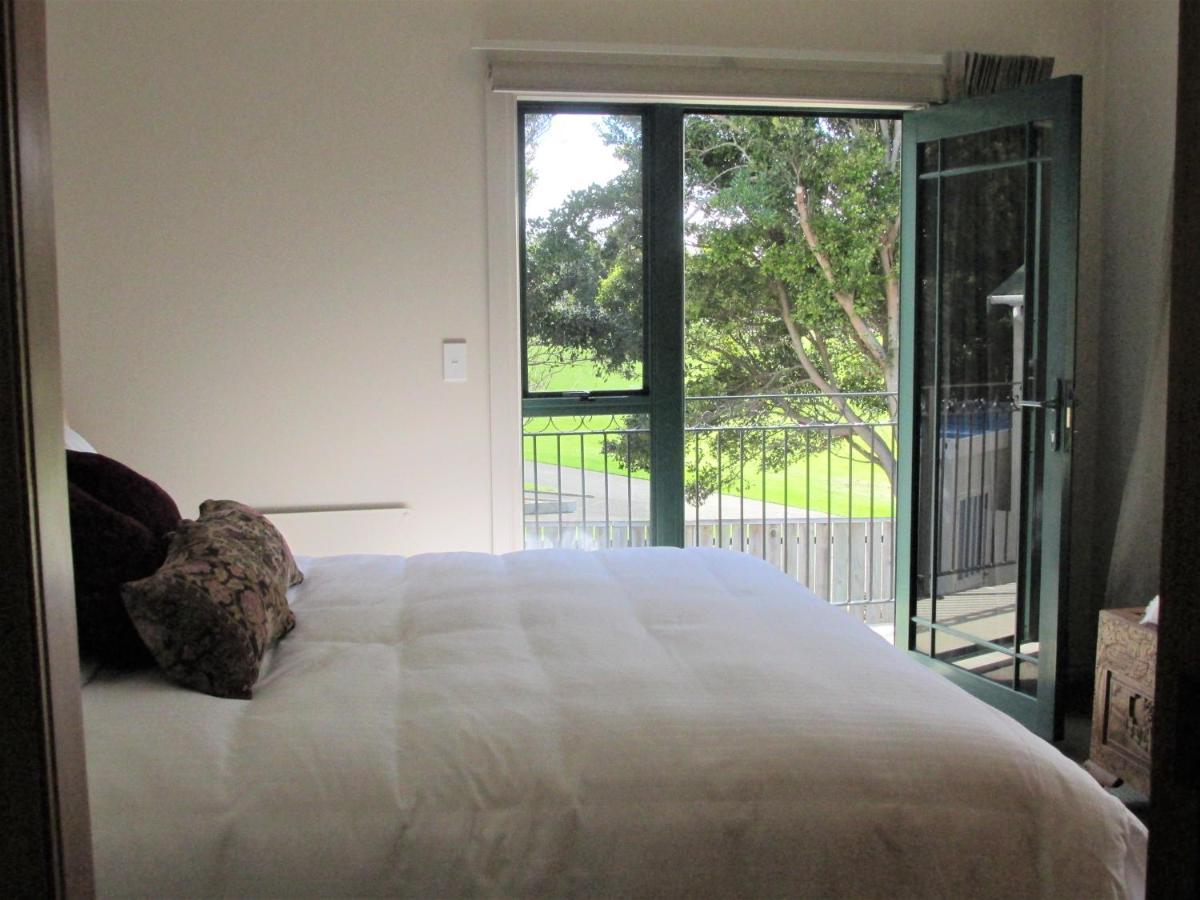Tarawhata Thermal Apartment New Plymouth Kültér fotó